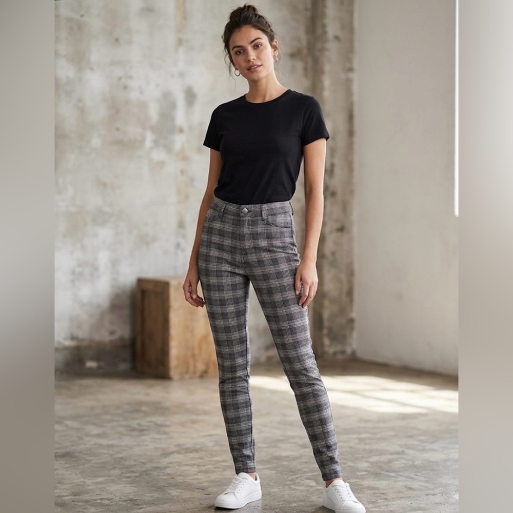 Shinestar Gray Plaid High-Waisted Stretchy Skinny Pants Size Small